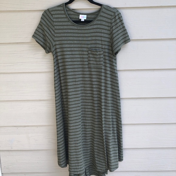 LuLaRoe Carly - Picture 1 of 4